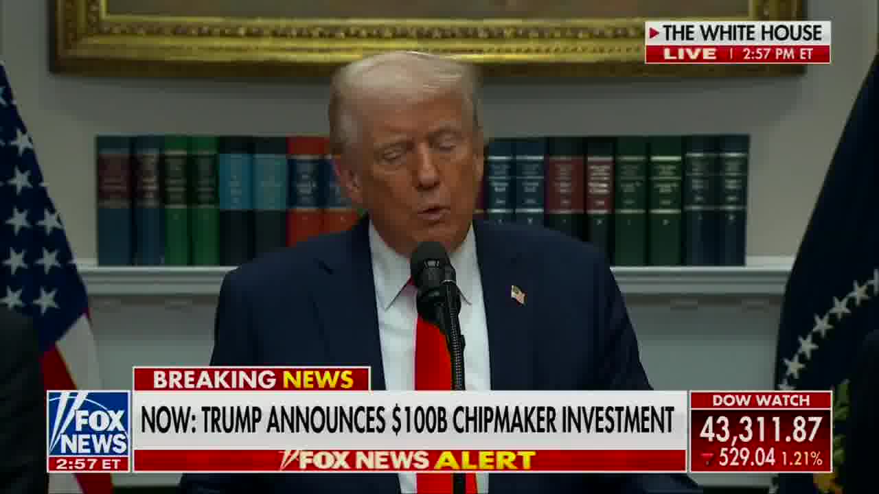Trump, çip üretiminin ABD'ye taşınması konusunda: En azından bu çok çok önemli işte bize bir pozisyon sağlayacak, Tayvan'la ilgili bir şey olursa bunun çok büyük bir kısmı ABD'de olacak.